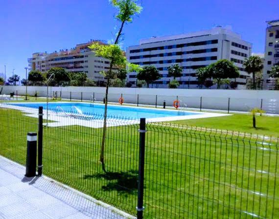 Апартаменти Atico Con Piscina Y Vistas Al Mar Habitat Litoral Малага Екстер'єр фото